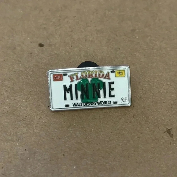 COPY - Hidden Mickey License Plate Pin - Picture 1 of 2